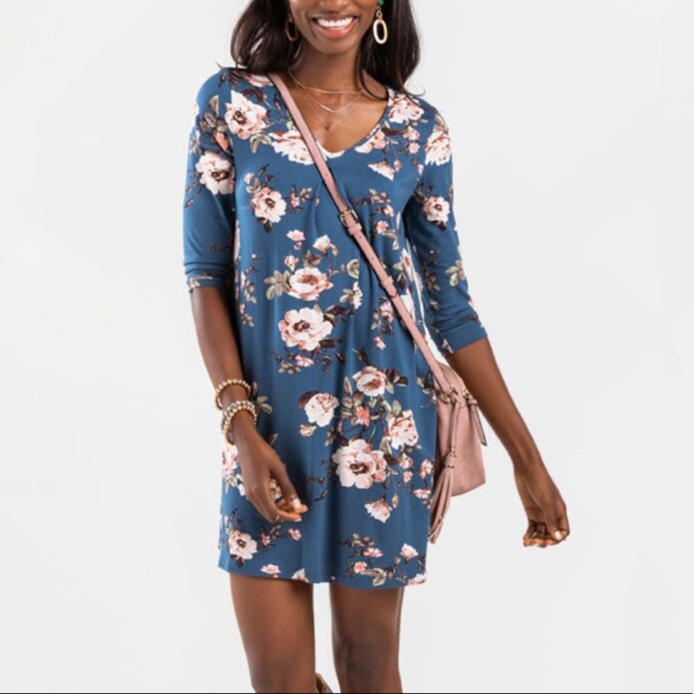 Everly Maya V-Neck Blue Floral Mini Dress